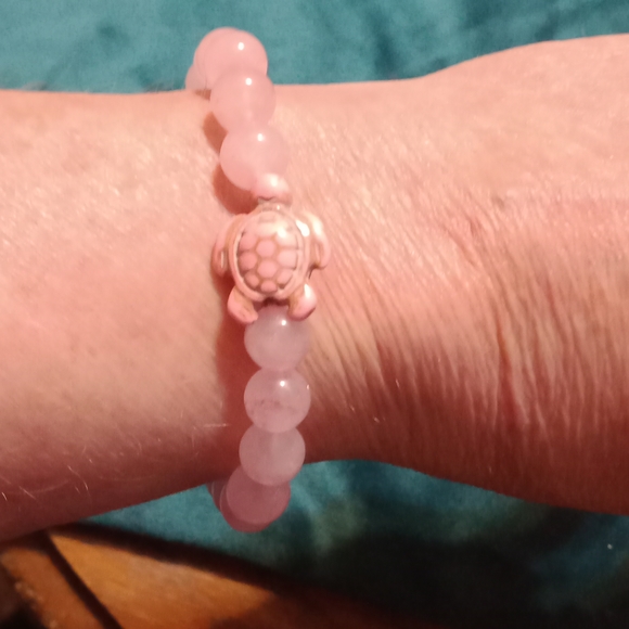 Natural Sea Turtle Pink Crystal Bracelet - Picture 3 of 3